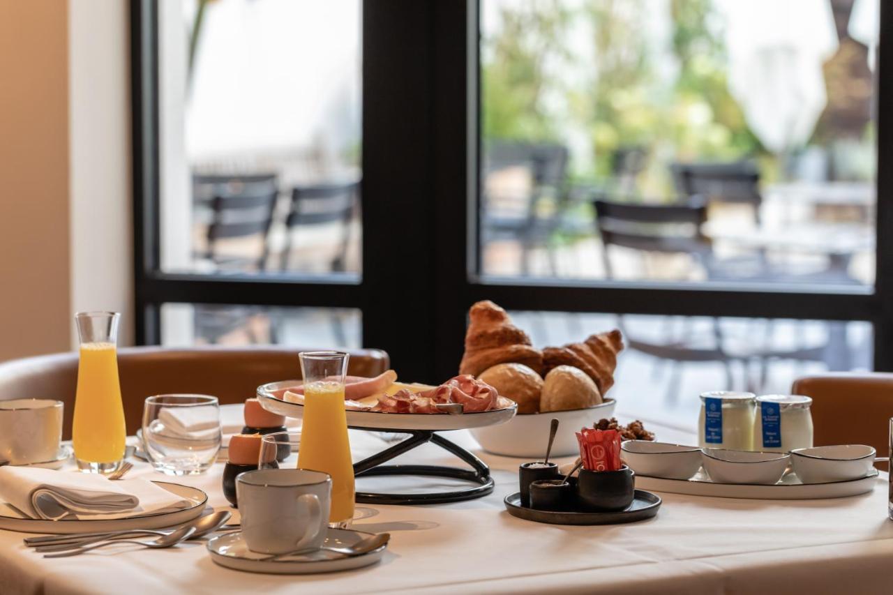 Hotel Franq Антверпен Екстериор снимка